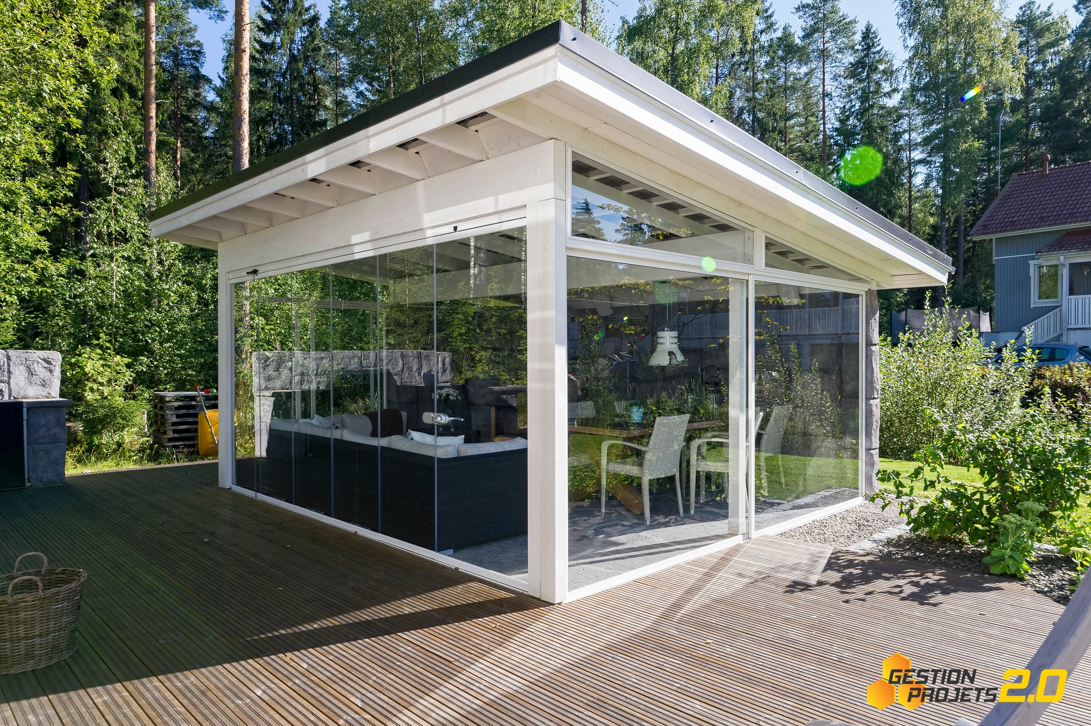 abri de jardin - rideaux de verre