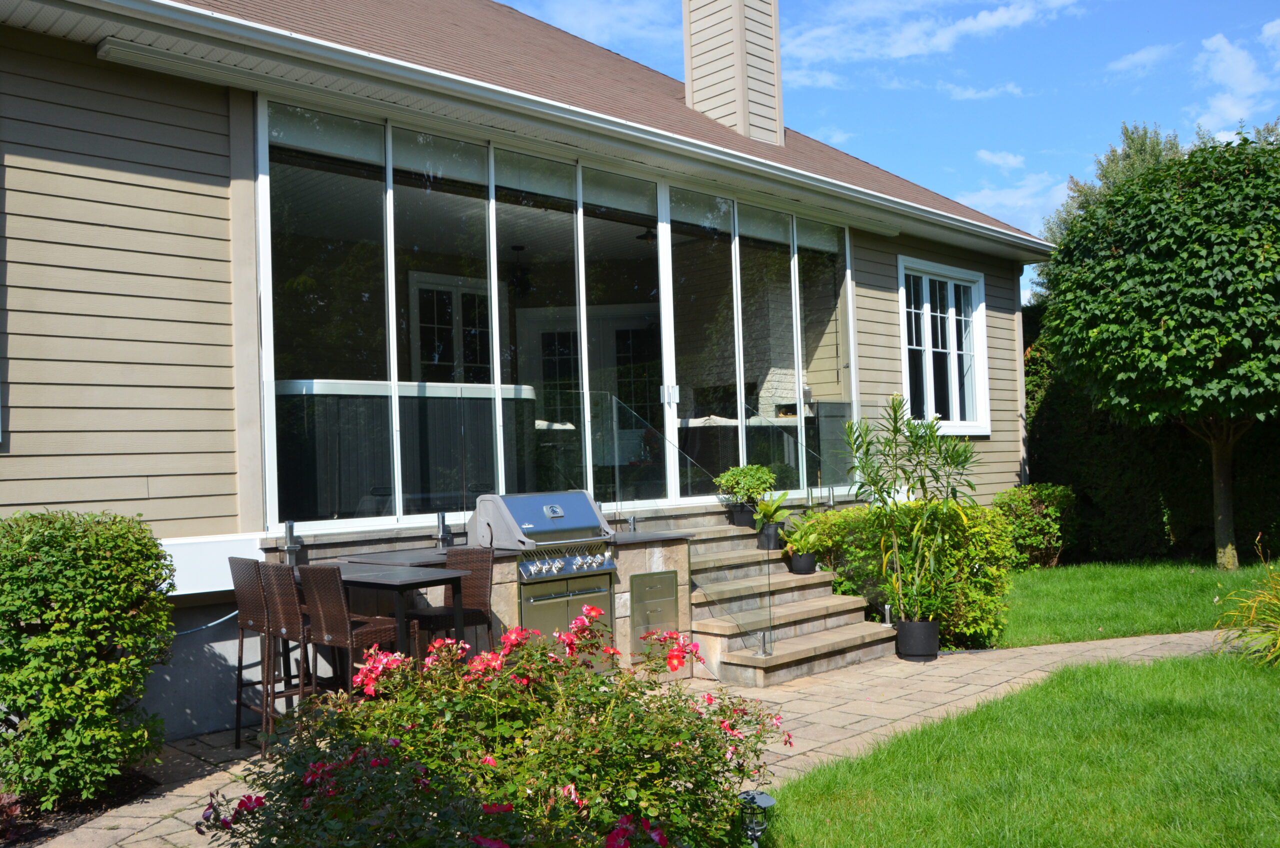 rideaux de verre coulissant avec cadre